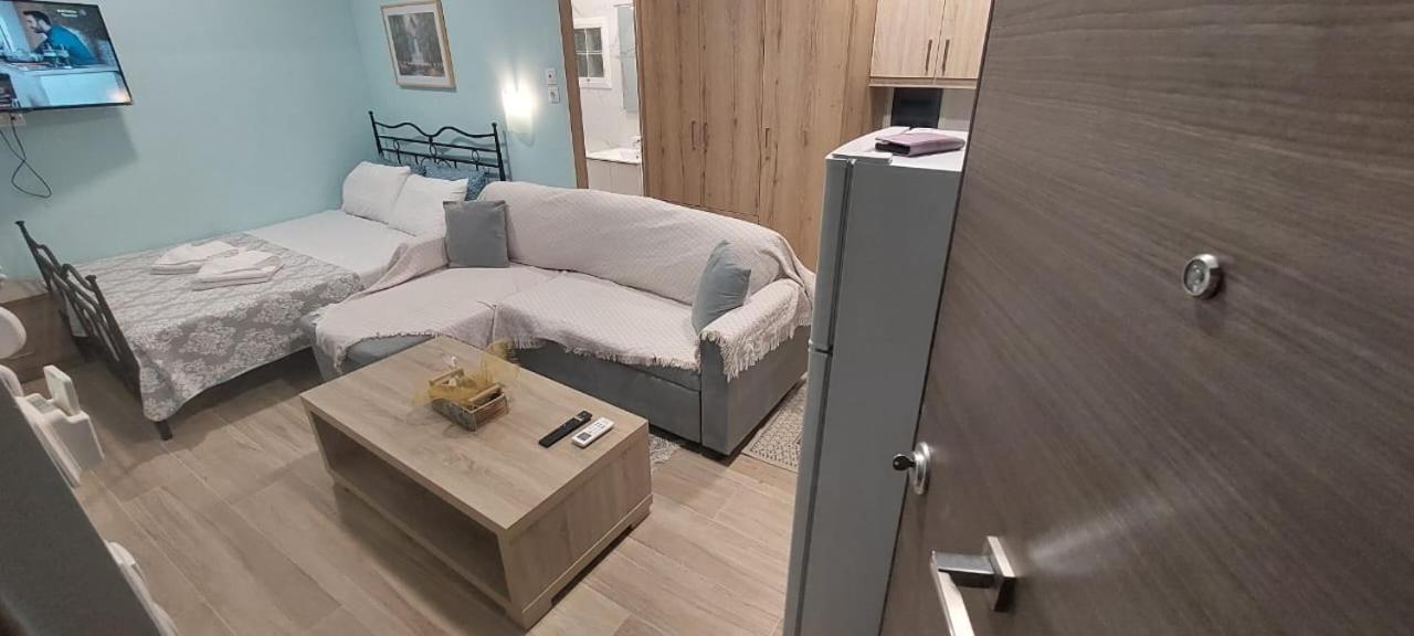 Guesthouse Aggelos Porto Germeno ภายนอก รูปภาพ